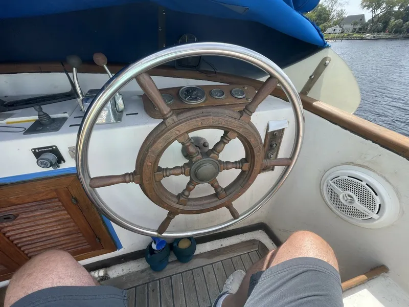 Slide: The Image of Albin 36 Trawler 1979 - 6045252