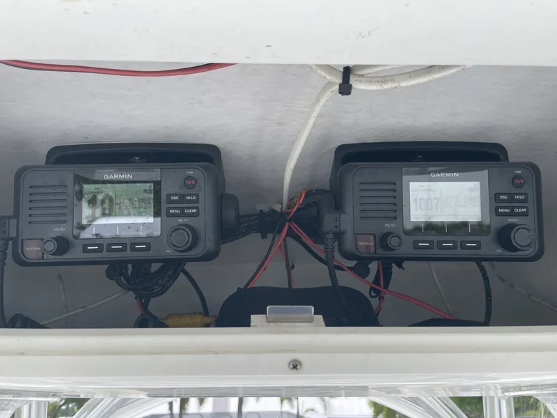 Slide: The Image of Parker Marine 25SE 2022 - 6045157