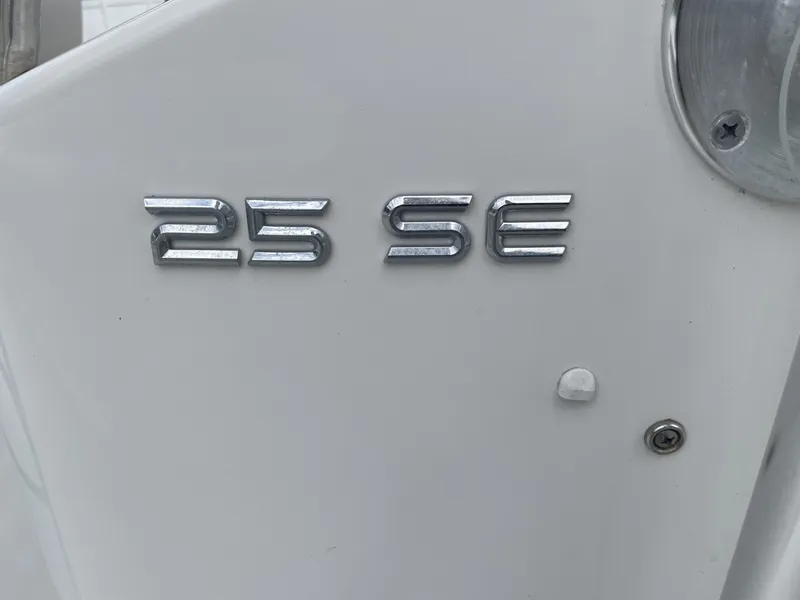 Slide: The Image of Parker Marine 25SE 2022 - 6045168