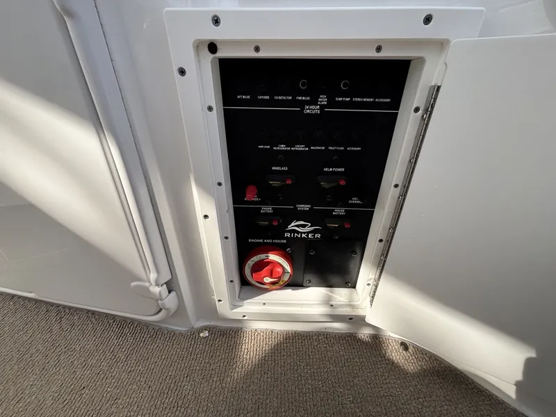 Slide: The Image of Rinker 290 EC 2014 - 6045390