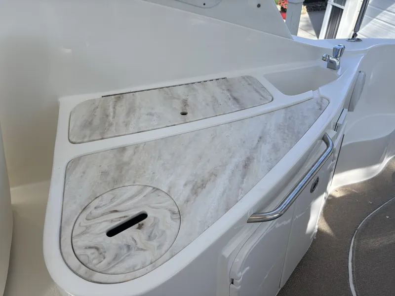 Slide: The Image of Rinker 290 EC 2014 - 6045393