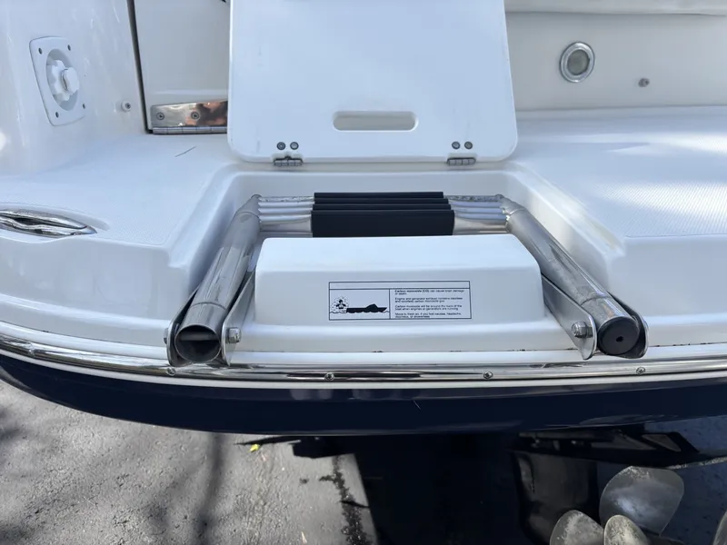 Slide: The Image of Rinker 290 EC 2014 - 6045404