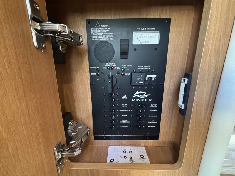 Slide: The Image of Rinker 290 EC 2014 - 6045379