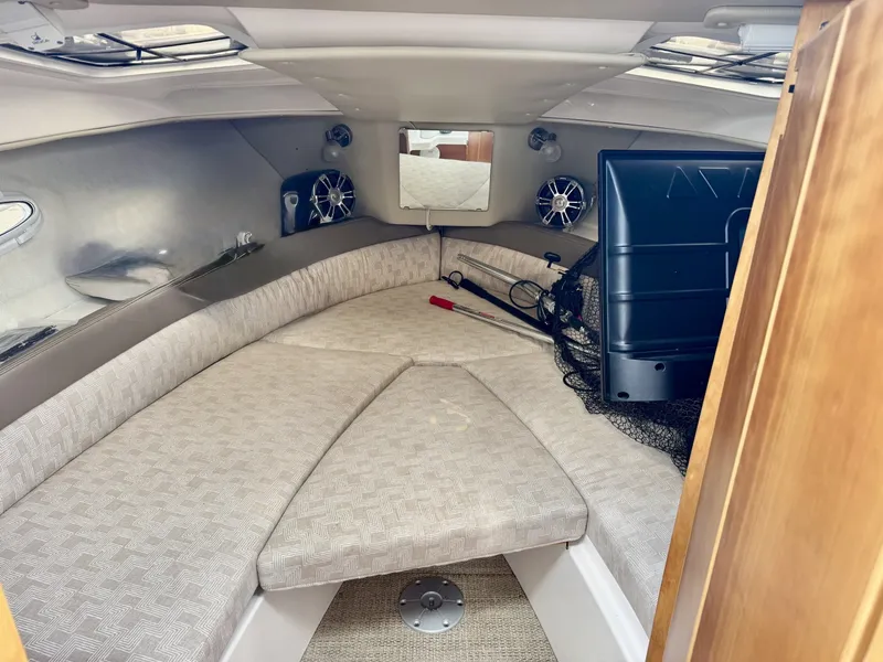 Slide: The Image of Cutwater C-24 2022 - 6045637