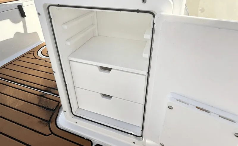 Slide: The Image of Sea Hunt Ultra 229 2021 - 6045675