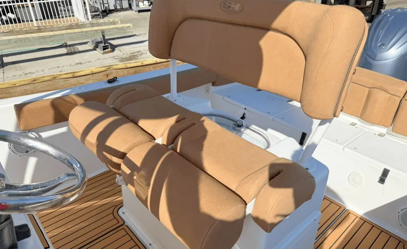 Slide: The Image of Sea Hunt Ultra 229 2021 - 6045671