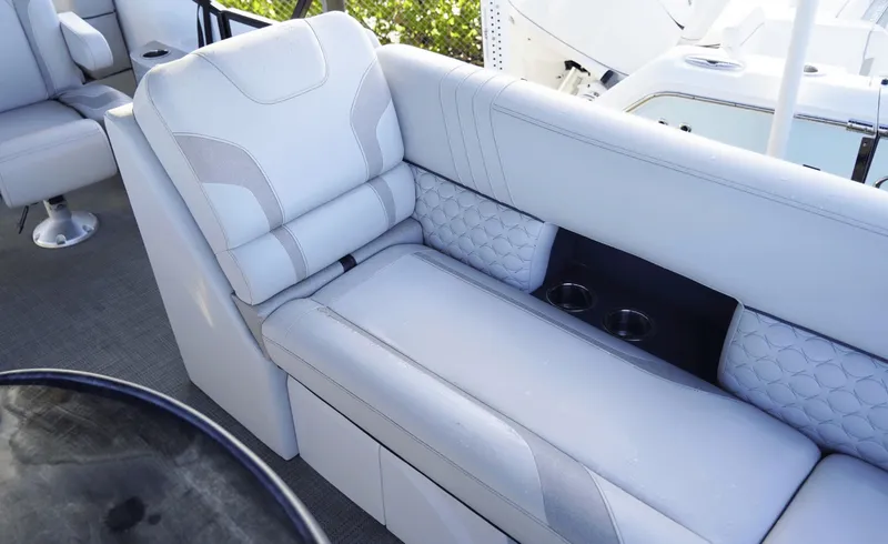 Slide: The Image of Crest 230 Caribbean LX 2023 - 6045773