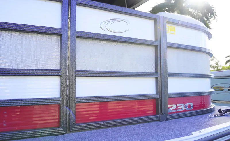 Slide: The Image of Crest 230 Caribbean LX 2023 - 6045766