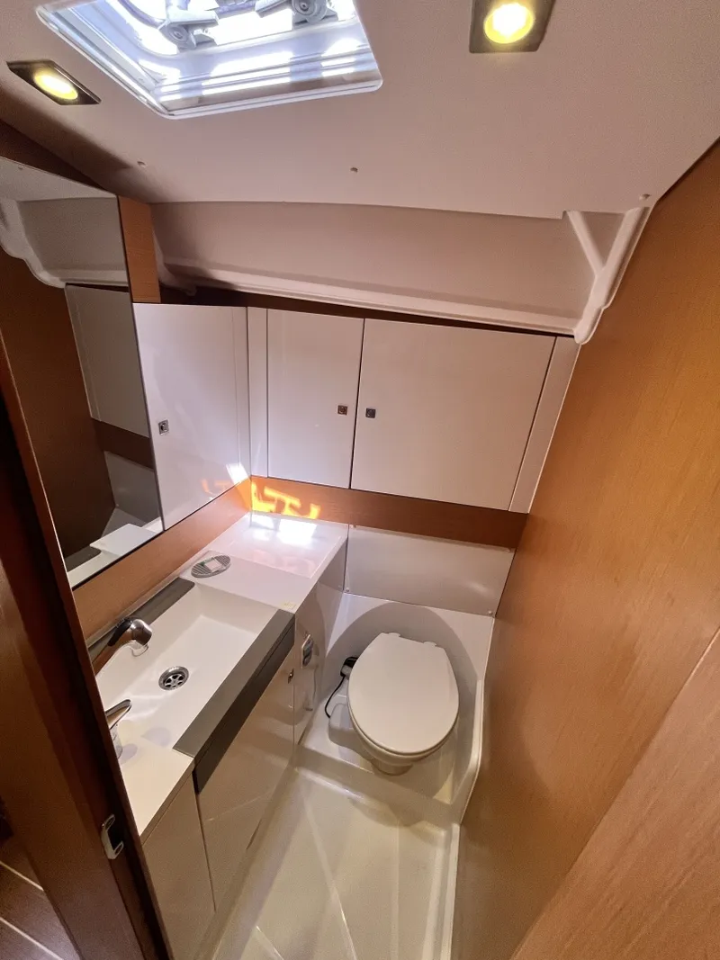 Slide: The Image of Jeanneau 41 DS 2015 - 6046033