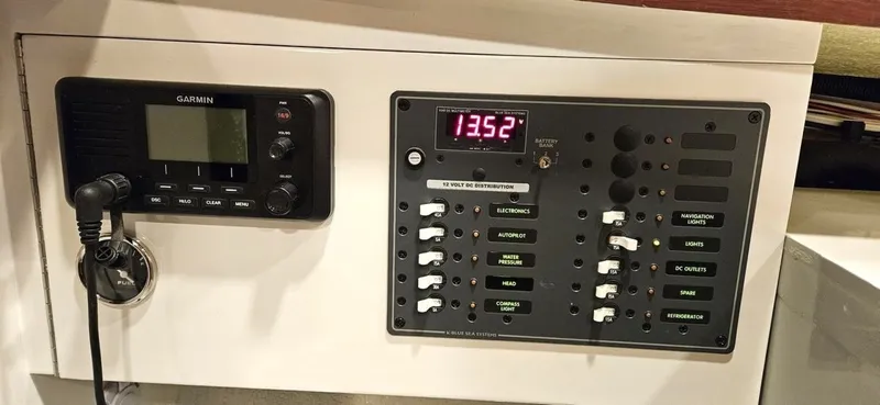 Slide: The Image of Eastsail All Weather 25 2025 - 6046045