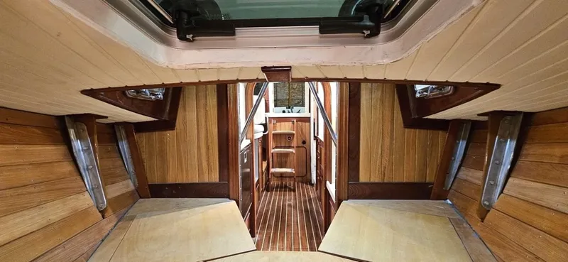 Slide: The Image of Eastsail All Weather 25 2025 - 6046043