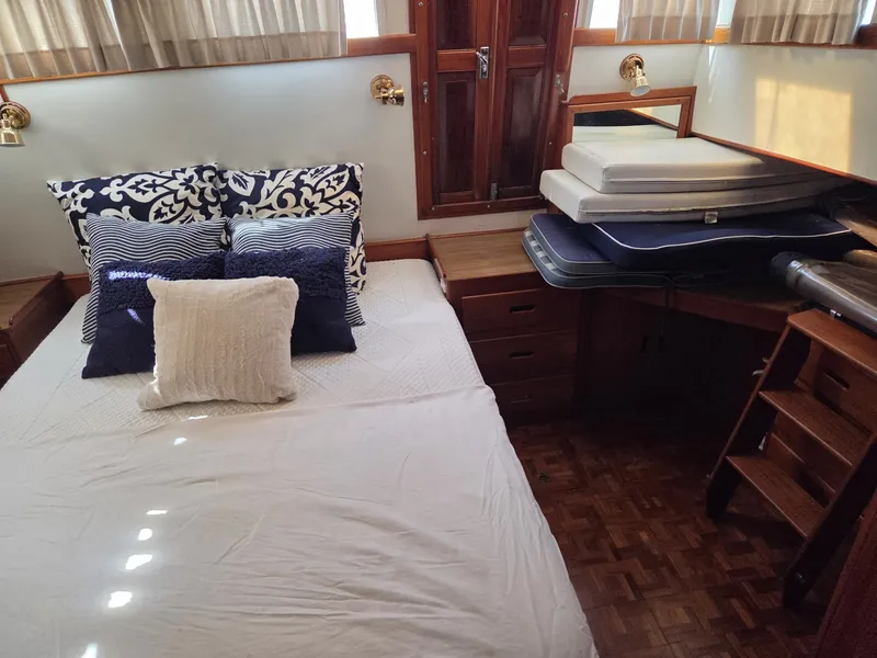 Slide: The Image of Grand Banks Classic 46 1989 - 6046179