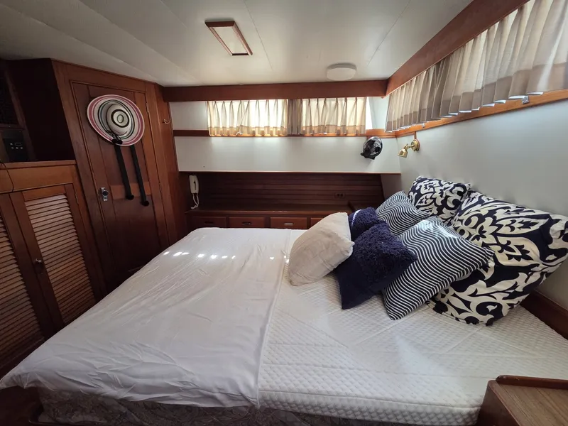 Slide: The Image of Grand Banks Classic 46 1989 - 6046174