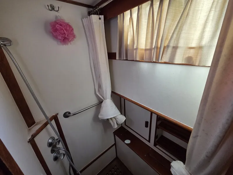 Slide: The Image of Grand Banks Classic 46 1989 - 6046165