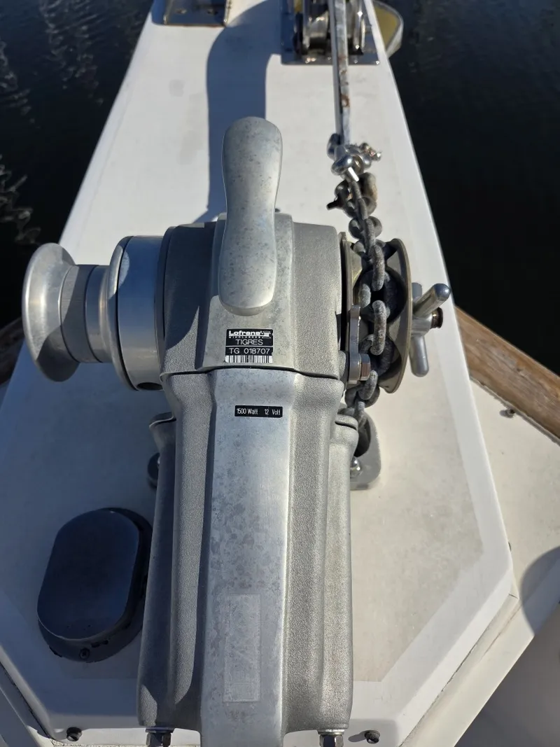 Slide: The Image of Grand Banks Classic 46 1989 - 6046312