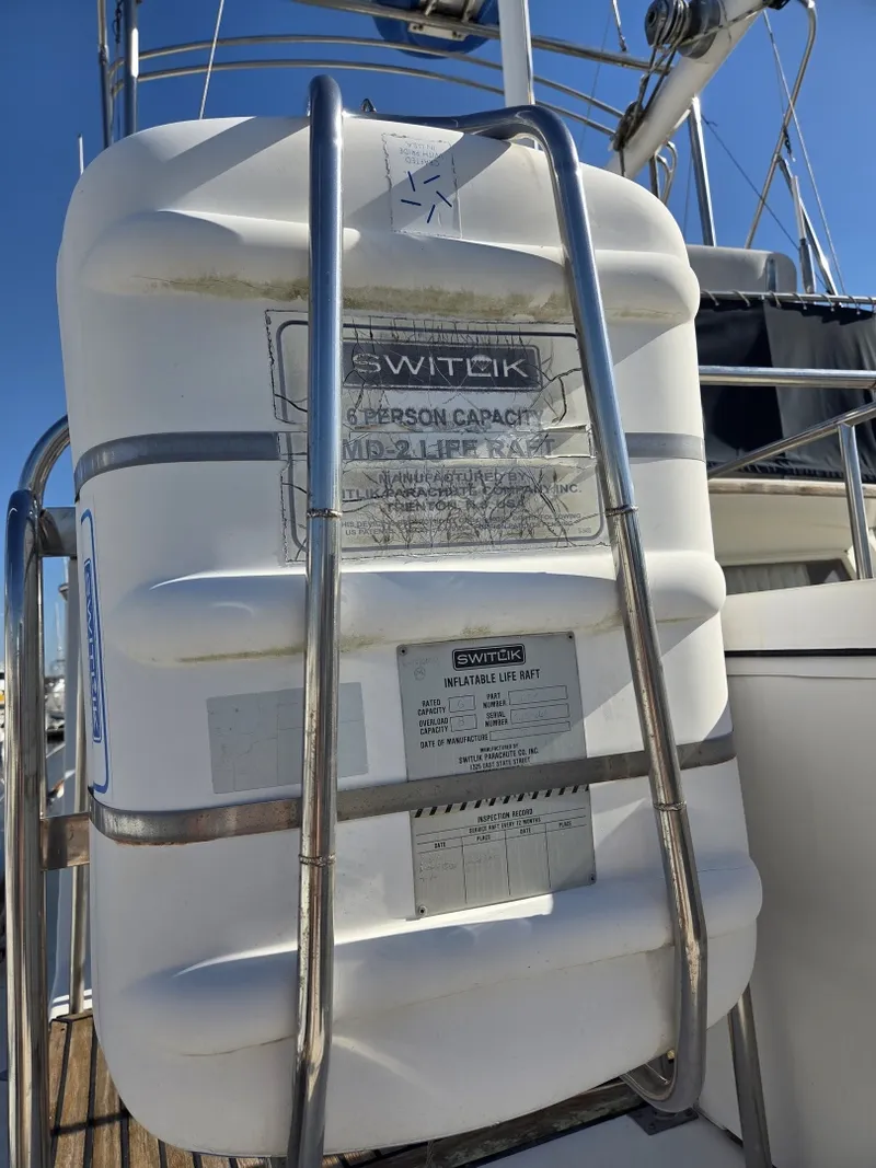 Slide: The Image of Grand Banks Classic 46 1989 - 6046316