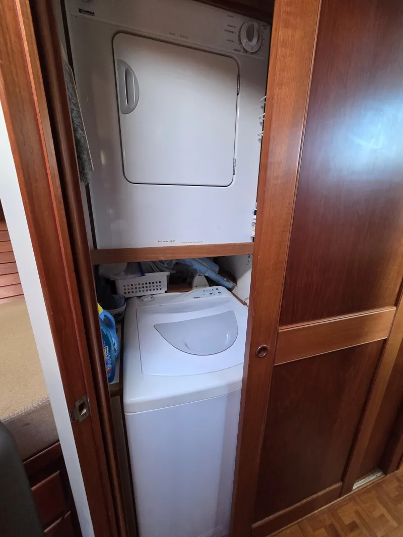 Slide: The Image of Grand Banks Classic 46 1989 - 6046328