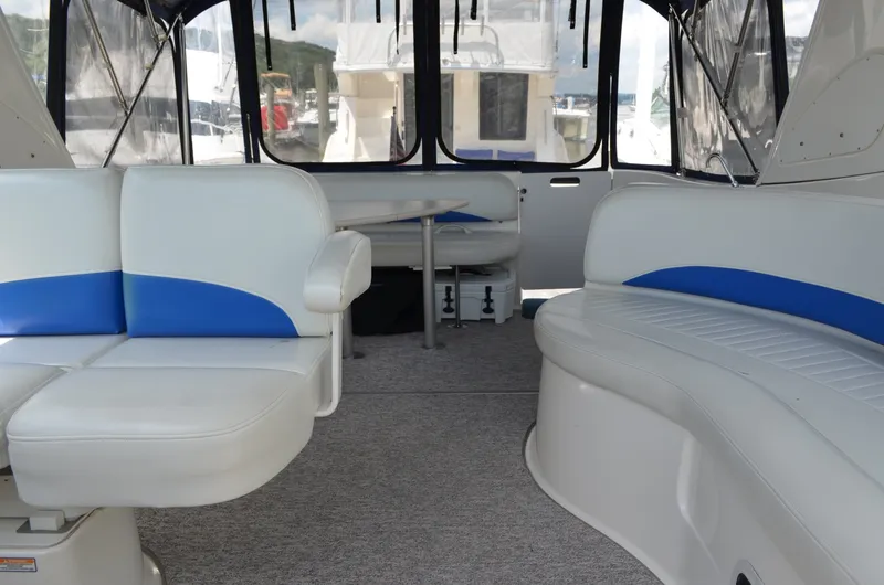 Slide: The Image of Bayliner 35 2007 - 6046365