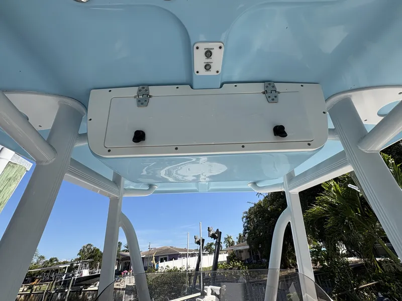 Slide: The Image of Sea Hunt 225 Ultra 2018 - 6046709