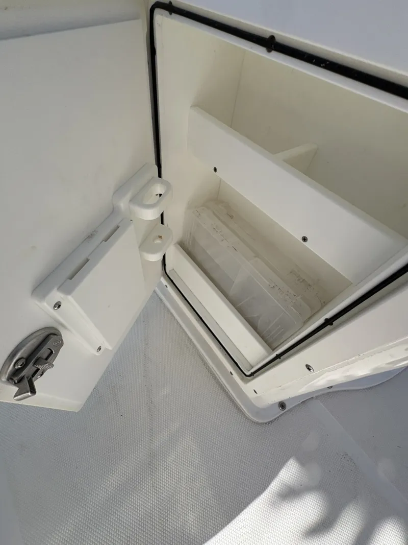 Slide: The Image of Sea Hunt 225 Ultra 2018 - 6046716