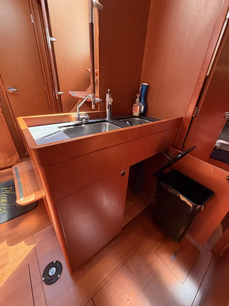 Slide: The Image of Beneteau 48 2016 - 6069828