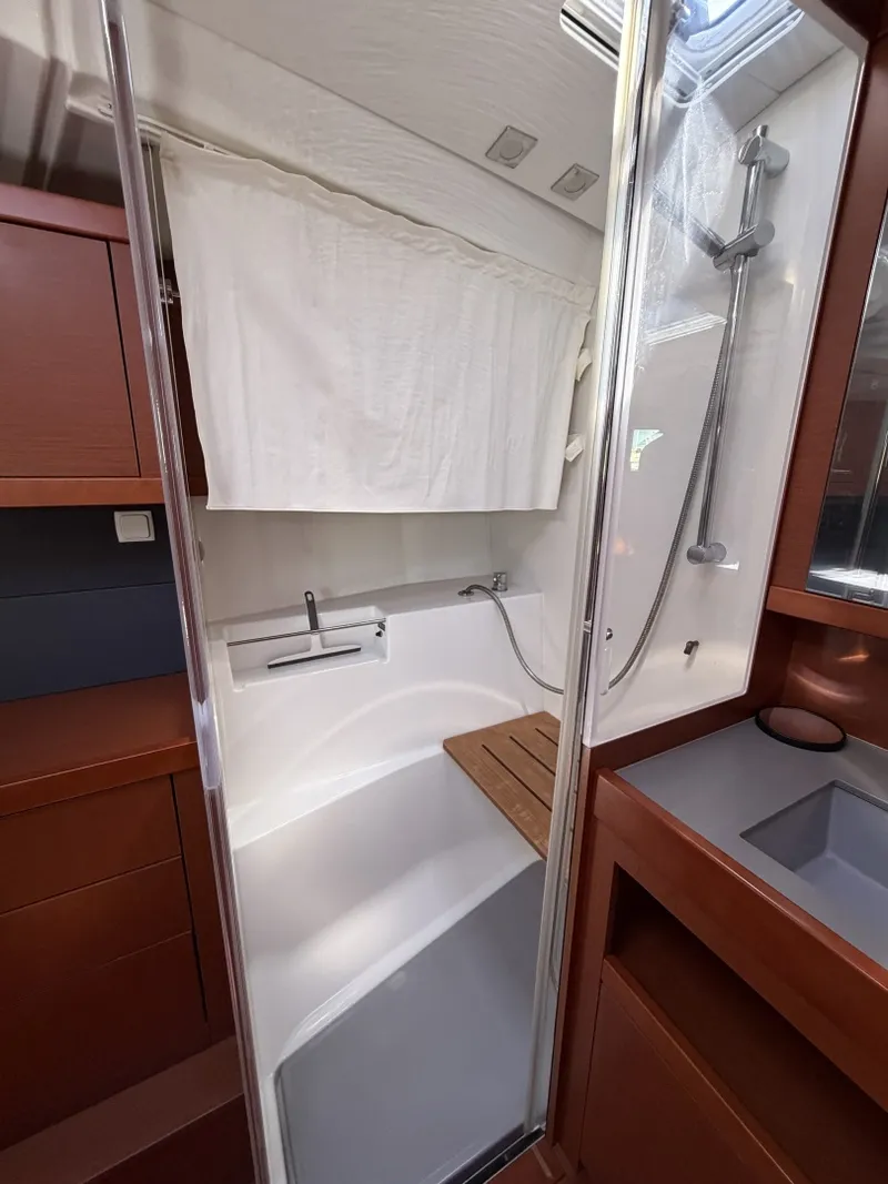 Slide: The Image of Beneteau 48 2016 - 6069836