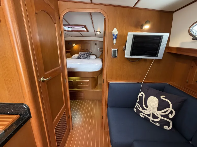 Slide: The Image of Mariner Seville Express Cruiser35 2006 - 6752055
