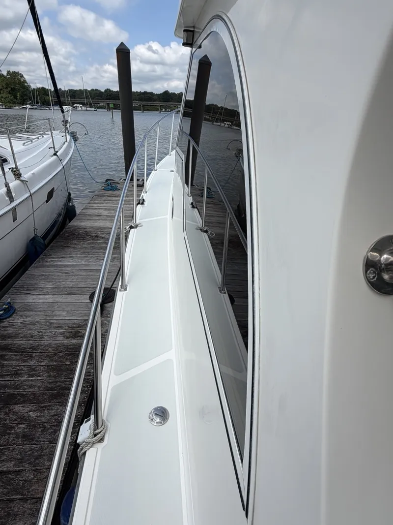 Slide: The Image of Mariner Seville Express Cruiser35 2006 - 6752028