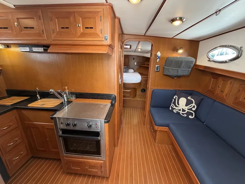 Slide: The Image of Mariner Seville Express Cruiser35 2006 - 6752049