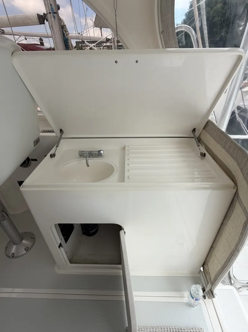 Slide: The Image of Mariner Seville Express Cruiser35 2006 - 6752042