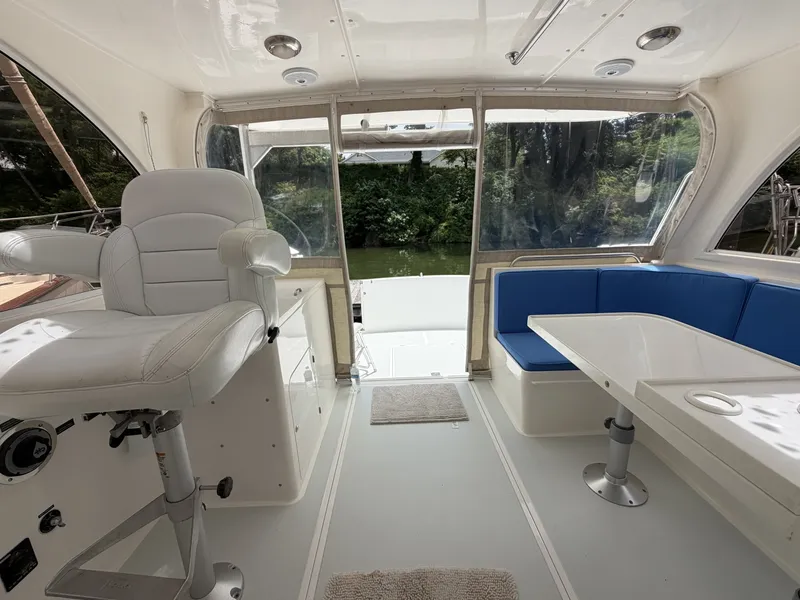 Slide: The Image of Mariner Seville Express Cruiser35 2006 - 6752062