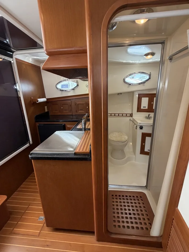 Slide: The Image of Mariner Seville Express Cruiser35 2006 - 6752058