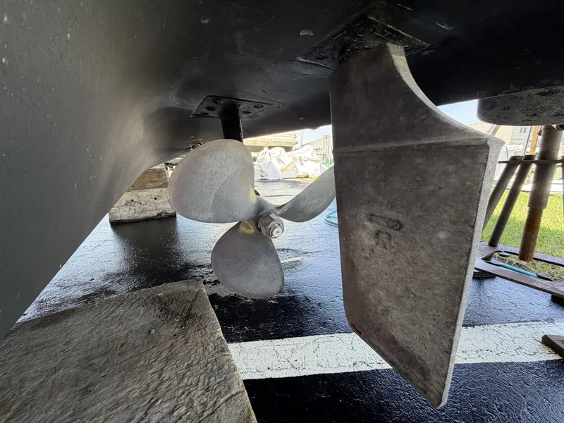 Slide: The Image of Sea Ray 320 Sundancer 2006 - 6046760