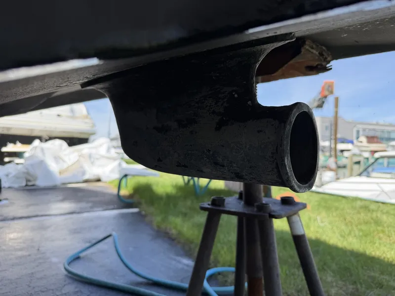 Slide: The Image of Sea Ray 320 Sundancer 2006 - 6046763