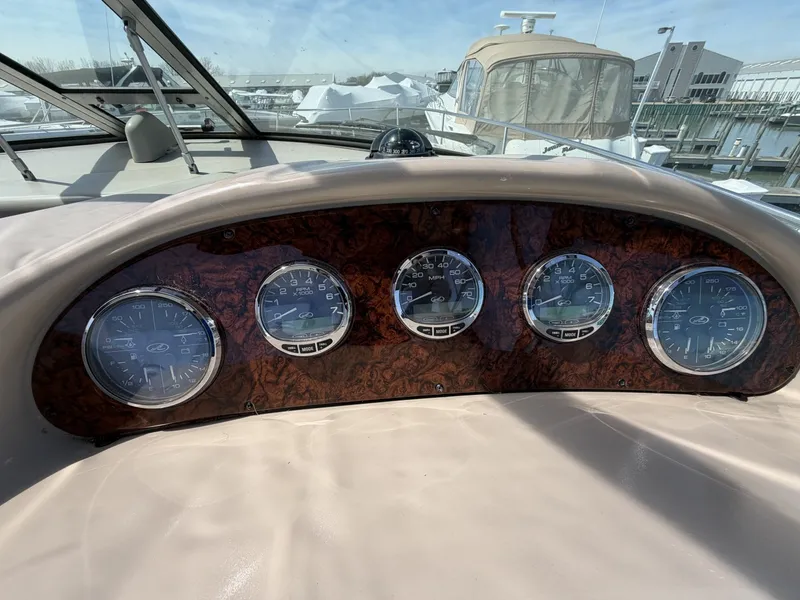 Slide: The Image of Sea Ray 320 Sundancer 2006 - 6046777