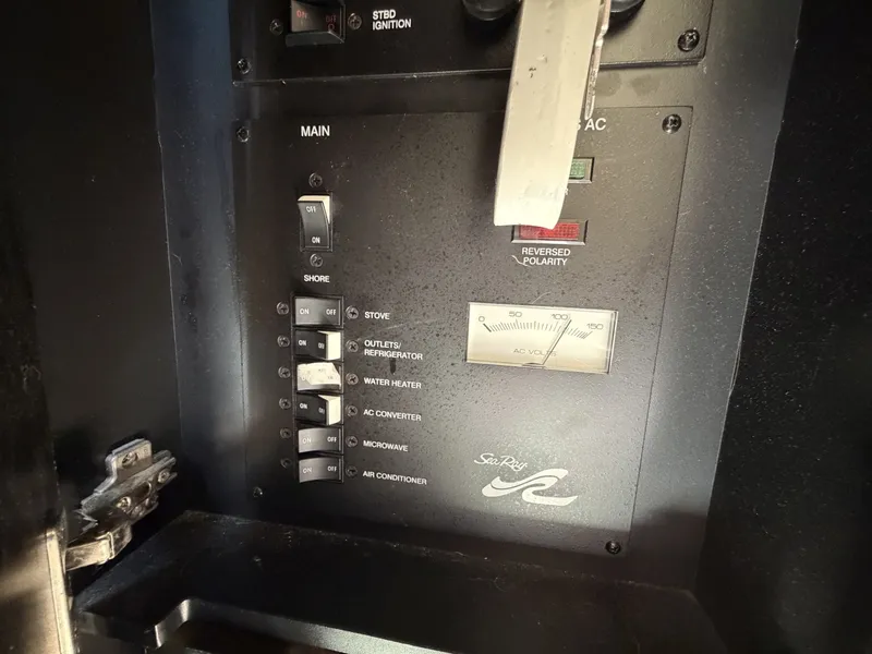 Slide: The Image of Sea Ray 320 Sundancer 2006 - 6046813