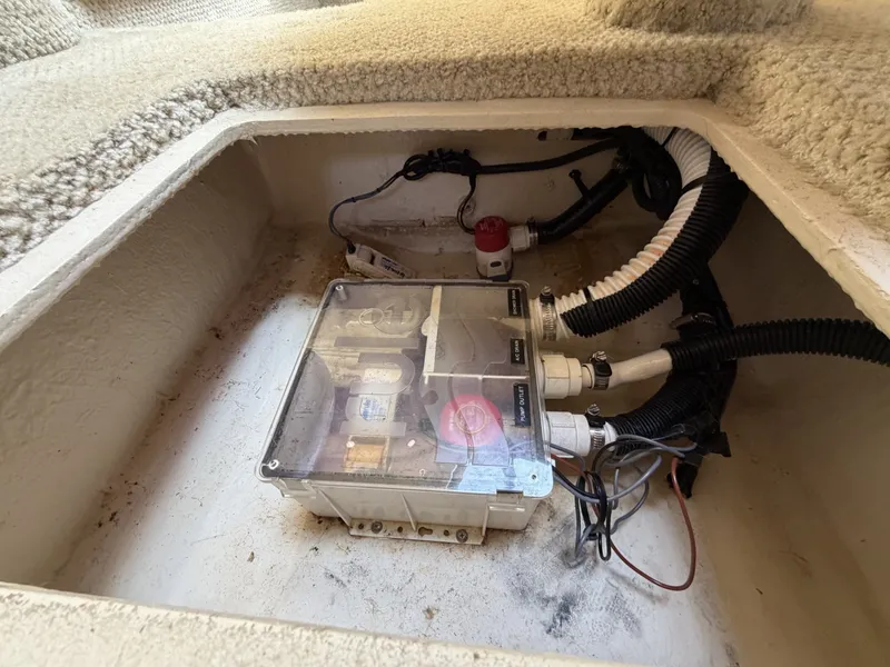 Slide: The Image of Sea Ray 320 Sundancer 2006 - 6046824