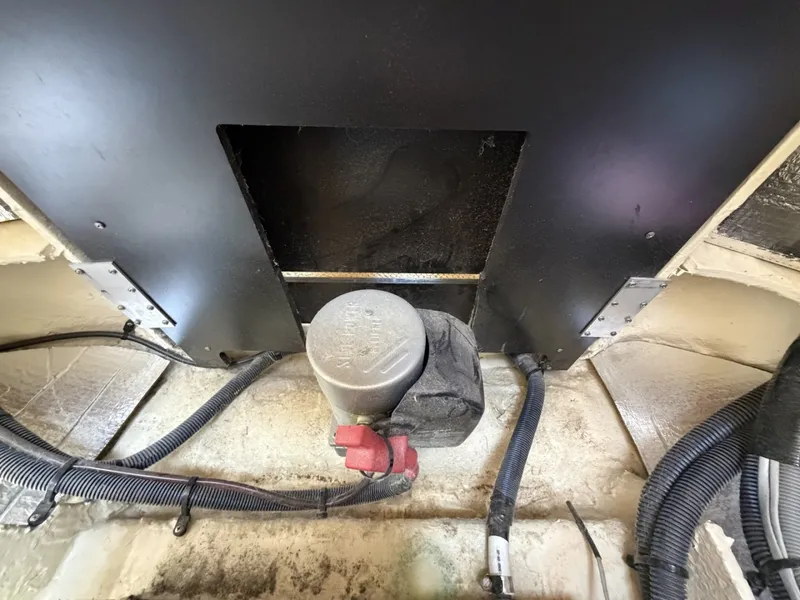 Slide: The Image of Sea Ray 320 Sundancer 2006 - 6046826