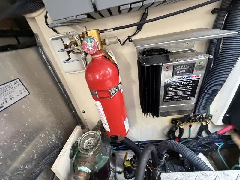 Slide: The Image of Sea Ray 320 Sundancer 2006 - 6046793