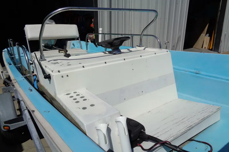 Slide: The Image of Boston Whaler 17 Neutak 1970 - 6047484