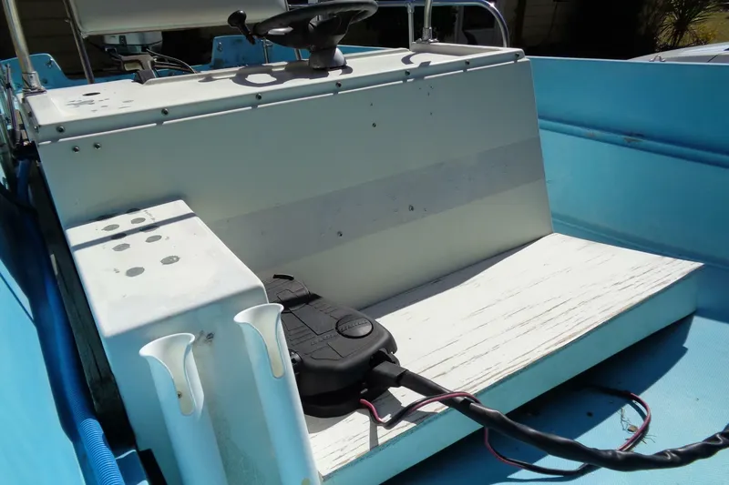 Slide: The Image of Boston Whaler 17 Neutak 1970 - 6047477