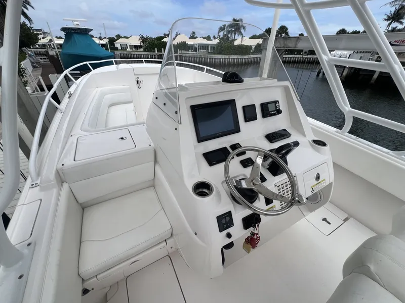 Slide: The Image of Intrepid 32 PATRICIA - Helm 2017 Intrepid 32 PATRICIA - 6047830