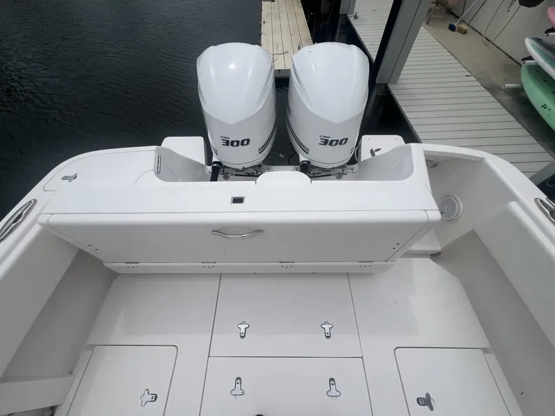 Slide: The Image of Intrepid 32 PATRICIA - Engines 2017 Intrepid 32 PATRICIA - 6047859