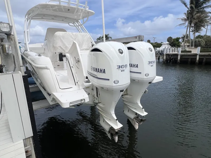 Slide: The Image of Intrepid 32 PATRICIA - Exterior 2017 Intrepid 32 PATRICIA - 6047862