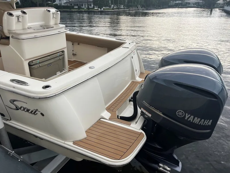 Slide: The Image of Scout 300 LXF 2017 - 6780881