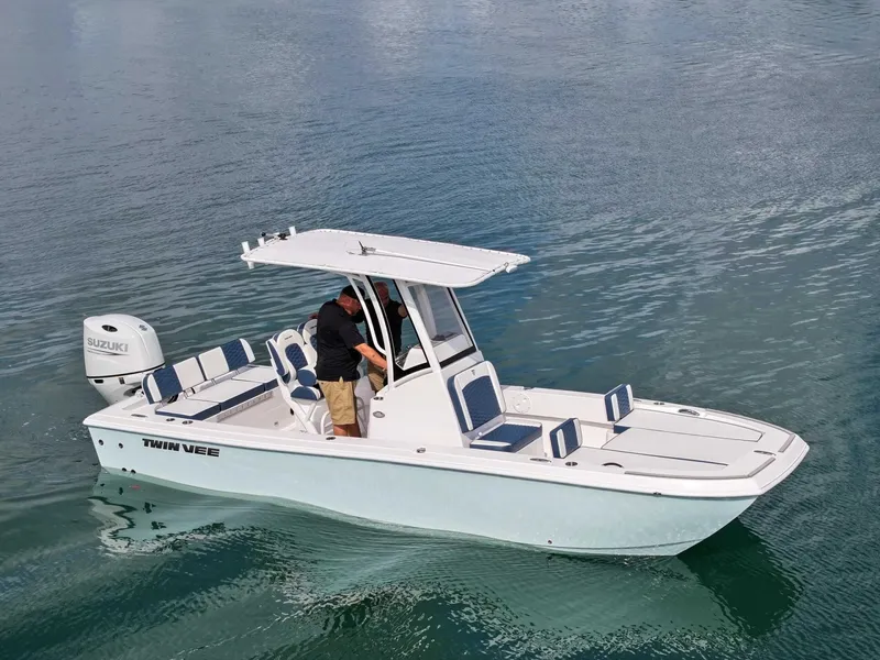 The Image of Twin Vee 22 BayCat 2026 - 6048158