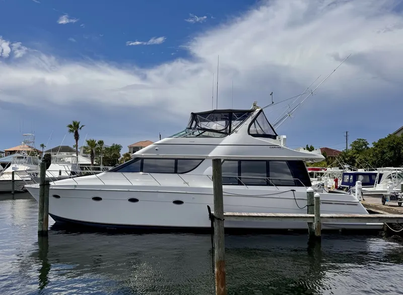 The Image of Carver Voyager 530  Profile - 7827584