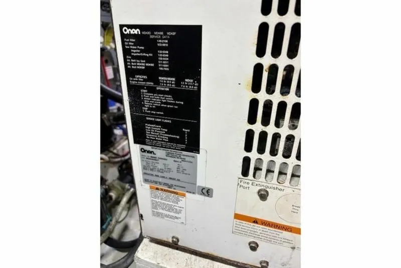 Slide: The Image of Carver Yachts 46 2004 - 6048260