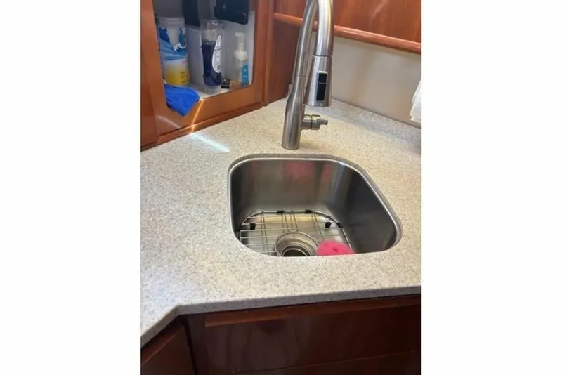 Slide: The Image of Carver Yachts 46 2004 - 6048282