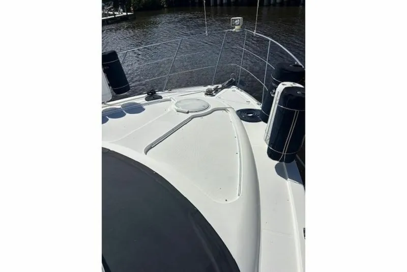 Slide: The Image of Carver Yachts 46 2004 - 6048313